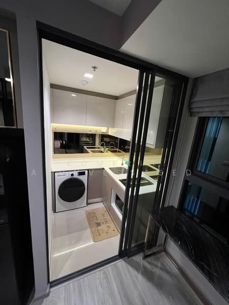 IDEO Sathorn-Wongwian Yai, Bangkok, 219 Soi Krung Thonburi 1, Khlong Ton Sai, Khlong San, Bangkok, 1 Bedroom, 37 sqm, Condo For Rent, by Komkrit Arunvessased, 500471024 - DDproperty.com