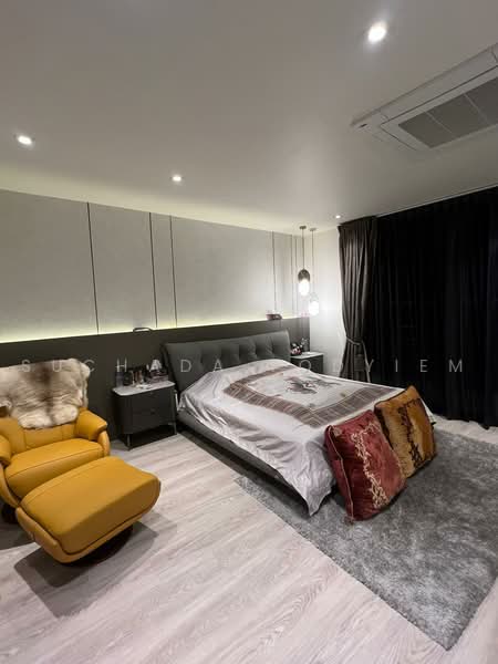 Baan Klang Krung Thonglor, Bangkok, 55 Soi Sukhumvit 55, Khlong Tan Nua, Watthana, Bangkok, 3 Bedrooms, 330 sqm, Townhouse For Sale, by Suchada Yodyiem, 500471032 - DDproperty.com