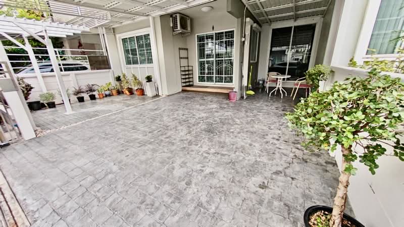 The Village Bangna KM.10 Samut Prakan, Samut Prakan, Bangphli Yai, Bang Plee, Samut Prakan, 3 Bedrooms, 140 sqm, Semi-Detached House (Twin House) For Rent, by ปริญญ์ จิรกุลกิตติ์, 500471076 - DDproperty.com