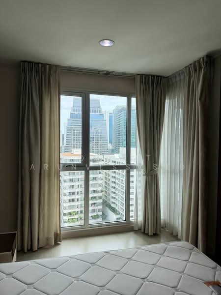 Rhythm Sathorn-Narathiwas, Bangkok, 651 Naradhiwas Rajanagarindra Road, Thung Maha Mek, Sathon, Bangkok, 1 Bedroom, 38 sqm, Condo For Sale, by Komkrit Arunvessased, 500471092 - DDproperty.com
