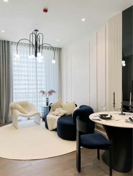 Muniq Langsuan, Bangkok, Soi Tonson, Lumphini, Pathum Wan, Bangkok, 1 Bedroom, 58 sqm, Condo For Rent, by Nakarin Sookpaiboon, 500471108 - DDproperty.com