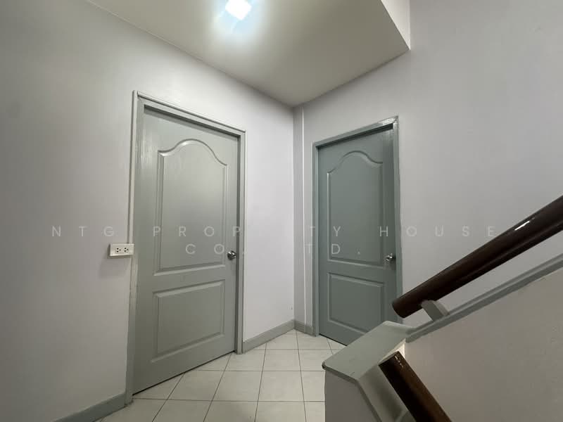 NG526 ให้เช่า โฮมออฟฟิศ 4 ชั้น | #ลาดพร้าว80 | ห้วยขวาง สุทธิสาร พร้อมเข้าใช้งานนามบุคคล: 37,000, กรุงเทพ, ลาดพร้าว80 แยก26, วังทองหลาง, กรุงเทพ, 320 ตร.ม., ทาวน์เฮ้าส์ ให้เช่า, โดย NTG Property House Co.,Ltd., 500471109 - DDproperty.com