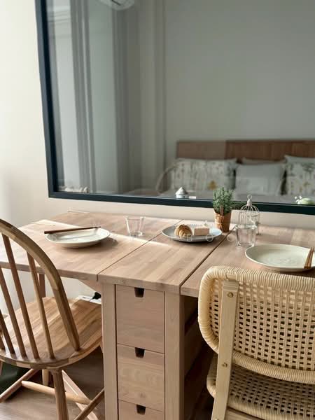The Issara Sathorn, Bangkok, ถนนจันทน์, Thung Maha Mek, Sathon, Bangkok, 1 Bedroom, 37 sqm, Condo For Rent, by Nakarin Sookpaiboon, 500471115 - DDproperty.com