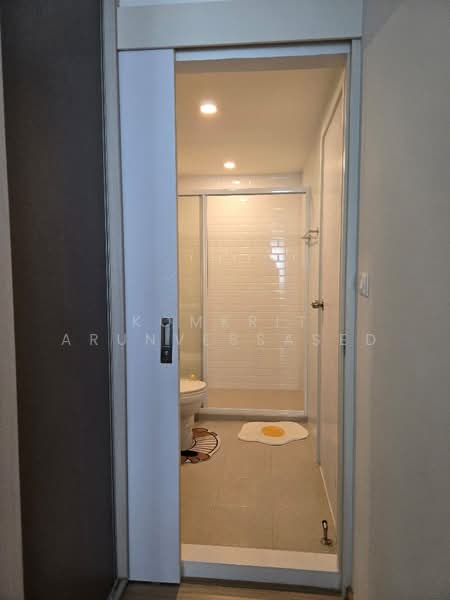 Chewathai Hallmark Ladprao - Chokchai 4 (Phase 2), Bangkok, Sangkhom Songkhro Road, Saphan Song, Wang Thonglang, Bangkok, 2 Bedrooms, 40 sqm, Condo For Rent, by Komkrit Arunvessased, 500471144 - DDproperty.com
