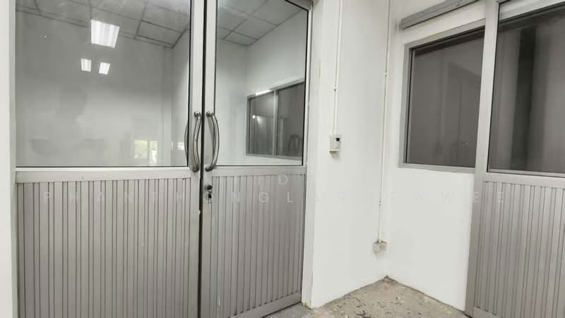 ให้เช่า โกดัง ลาดกระบัง (Ladkrabang) 335 ตร.ม, Bangkok, Lat Krabang, Bangkok, , 335 sqm, Warehouse/Factory For Rent, by Tida phanthonglarptawee, 500471166 - DDproperty.com