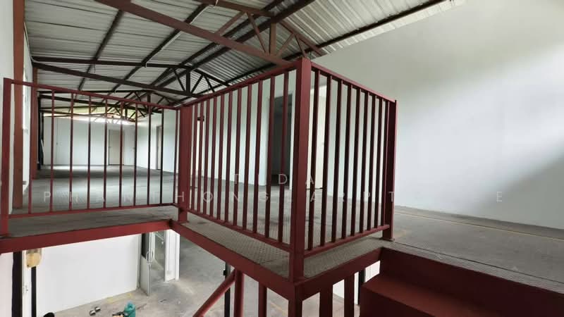 ให้เช่า โกดัง ลาดกระบัง (Ladkrabang) 335 ตร.ม, Bangkok, Lat Krabang, Bangkok, , 335 sqm, Warehouse/Factory For Rent, by Tida phanthonglarptawee, 500471166 - DDproperty.com