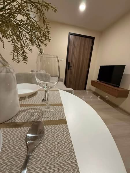 The Belgravia @ Ratchada 17, Bangkok, Soi Inthamara 47, Ratchadaphisek, Huai Khwang, Bangkok, 1 Bedroom, 30 sqm, Condo For Rent, by Komkrit Arunvessased, 500471188 - DDproperty.com