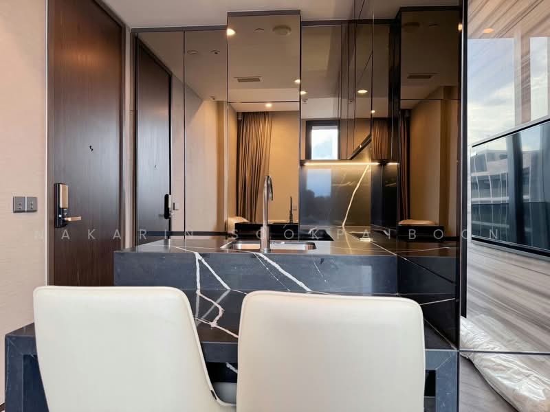 The Esse Sukhumvit 36, Bangkok, Soi Sukhumvit 36, Sukhumvit Road, Phra Kanong, Khlong Toei, Bangkok, 1 Bedroom, 39 sqm, Condo For Rent, by Nakarin Sookpaiboon, 500471206 - DDproperty.com