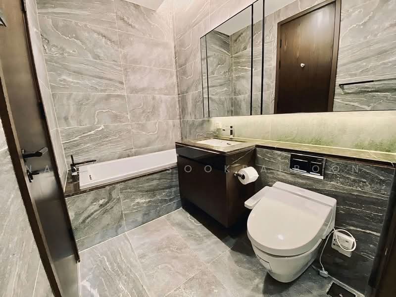The Esse Sukhumvit 36, Bangkok, Soi Sukhumvit 36, Sukhumvit Road, Phra Kanong, Khlong Toei, Bangkok, 1 Bedroom, 39 sqm, Condo For Rent, by Nakarin Sookpaiboon, 500471206 - DDproperty.com