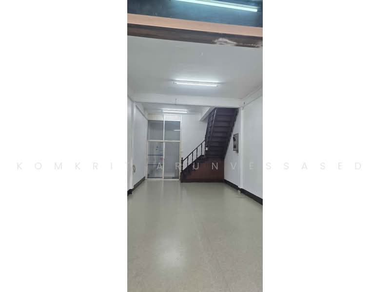 2-BR House, Bangkok, Bang Khun Sri, Bangkok Noi, Bangkok, 2 Bedrooms, 93 sqm, Single Detached House For Sale, by Komkrit Arunvessased, 500471244 - DDproperty.com