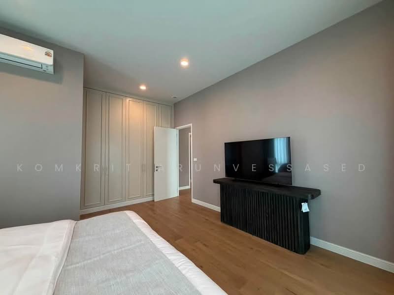 Narinsiri Krungthep Kreetha, Bangkok, Saphan Sung, Bangkok, 5 Bedrooms, 430 sqm, Single Detached House For Rent, by Komkrit Arunvessased, 500471247 - DDproperty.com