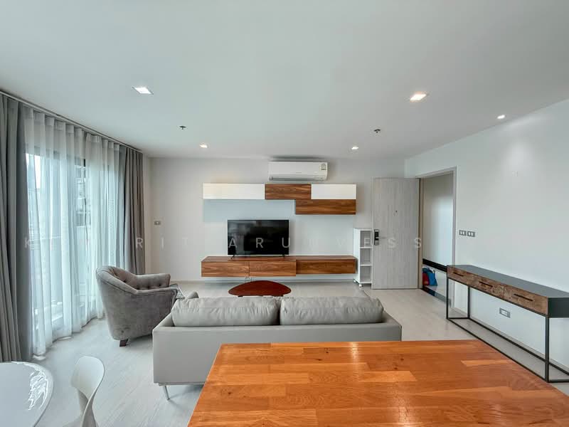 Rhythm Sukhumvit 36-38, Bangkok, 55 Soi Sukhumvit 36, Sukhumvit Road, Phra Kanong, Khlong Toei, Bangkok, 2 Bedrooms, 80 sqm, Condo For Rent, by Komkrit Arunvessased, 500471249 - DDproperty.com
