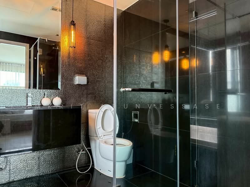Rhythm Sukhumvit 36-38, Bangkok, 55 Soi Sukhumvit 36, Sukhumvit Road, Phra Kanong, Khlong Toei, Bangkok, 2 Bedrooms, 80 sqm, Condo For Rent, by Komkrit Arunvessased, 500471249 - DDproperty.com