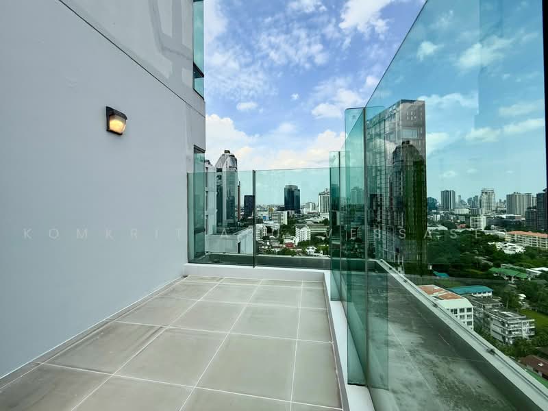 Rhythm Sukhumvit 36-38, Bangkok, 55 Soi Sukhumvit 36, Sukhumvit Road, Phra Kanong, Khlong Toei, Bangkok, 2 Bedrooms, 80 sqm, Condo For Rent, by Komkrit Arunvessased, 500471249 - DDproperty.com