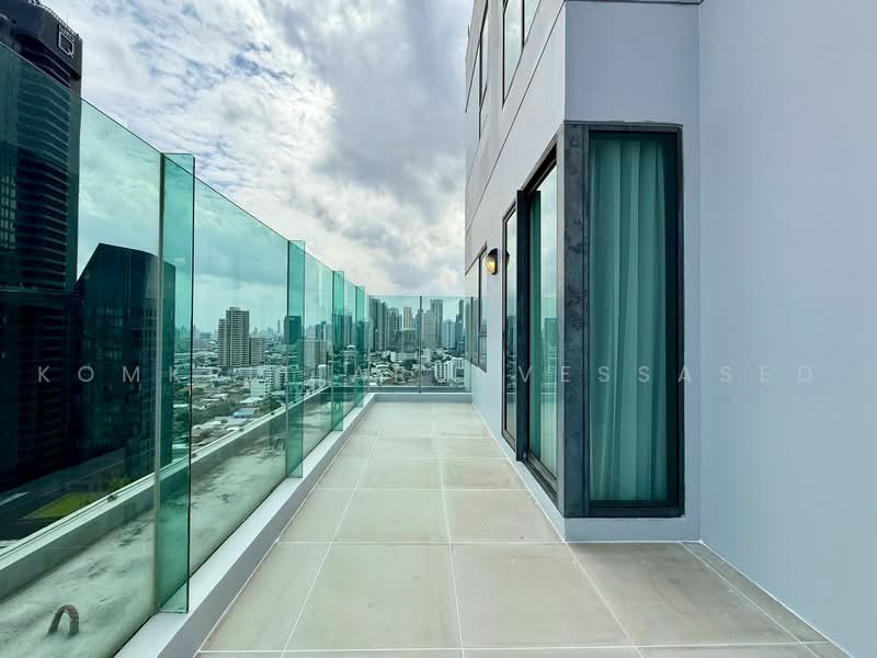 Rhythm Sukhumvit 36-38, Bangkok, 55 Soi Sukhumvit 36, Sukhumvit Road, Phra Kanong, Khlong Toei, Bangkok, 2 Bedrooms, 80 sqm, Condo For Rent, by Komkrit Arunvessased, 500471249 - DDproperty.com