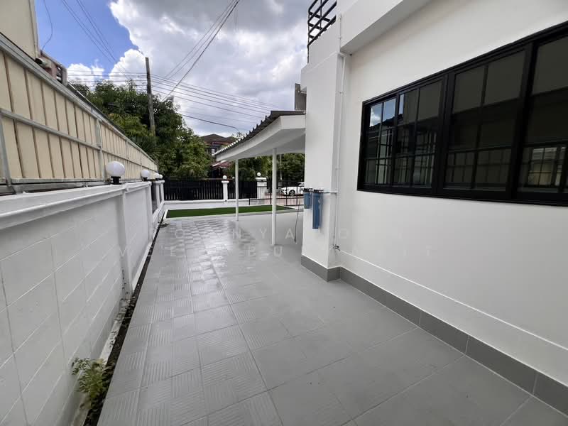 หมู่บ้านอักษรา พุทธมณฑลสาย 3-ทวีวัฒนา, Bangkok, Thawi Watthana, Bangkok, 3 Bedrooms, 180 sqm, Single Detached House For Sale, by Poonyaporn Veerabulyarit, 500471262 - DDproperty.com