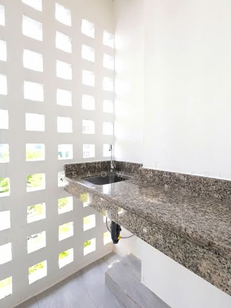 I-House Rama 9-Ekkamai, Bangkok, Rama 9, Bang Kapi, Huai Khwang, Bangkok, Studio, 27 sqm, Condo For Sale, by Saharat Sakulsaowapakkul, 500471263 - DDproperty.com