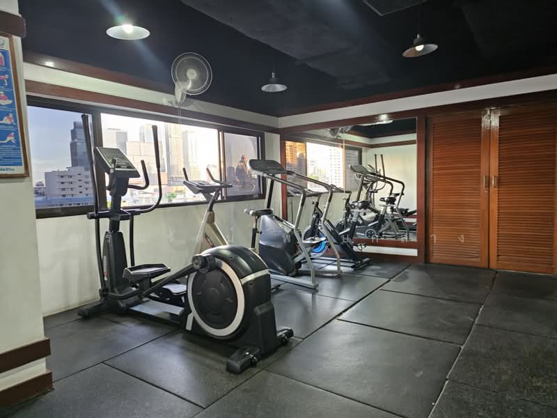 Omni Tower Sukhumvit Nana, Bangkok, 69 Sukhumvit 4 Alley, Khlong Toei, Bangkok, 2 Bedrooms, 99 sqm, Condo For Sale, by Saranrat Pongklang, 500471267 - DDproperty.com