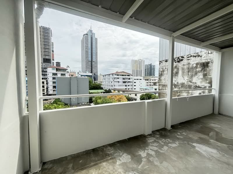 Baan Pornchai Villa, Bangkok, กรุงธนบุรี, Bang Lam Phu Lang, Khlong San, Bangkok, 4 Bedrooms, 120 sqm, Townhouse For Rent, by Connex Property, 500471326 - DDproperty.com