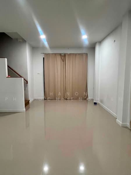 Lumpini Townplace Sukhumvit-Srinakarin : ลุมพินี ทาวน์เพลส สุขุมวิท-ศรีนครินทร์, สมุทรปราการ, สำโรงเหนือ, เมืองสมุทรปราการ, สมุทรปราการ, 161 ตร.ม., บ้านเดี่ยว ให้เช่า, โดย Chanon Phangchienghien, 500471347 - DDproperty.com