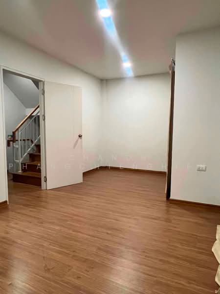 Lumpini Townplace Sukhumvit-Srinakarin : ลุมพินี ทาวน์เพลส สุขุมวิท-ศรีนครินทร์, สมุทรปราการ, สำโรงเหนือ, เมืองสมุทรปราการ, สมุทรปราการ, 161 ตร.ม., บ้านเดี่ยว ให้เช่า, โดย Chanon Phangchienghien, 500471347 - DDproperty.com