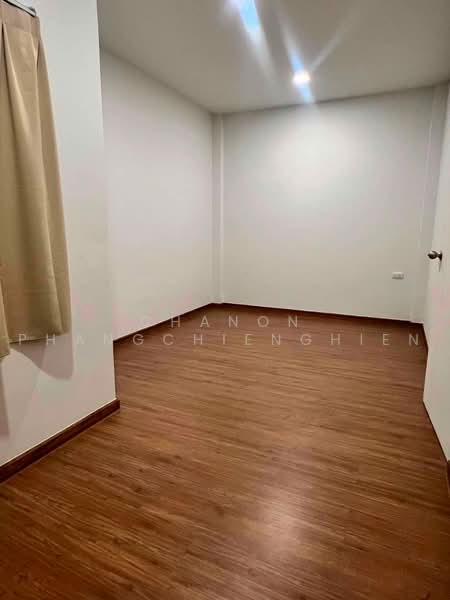 Lumpini Townplace Sukhumvit-Srinakarin : ลุมพินี ทาวน์เพลส สุขุมวิท-ศรีนครินทร์, สมุทรปราการ, สำโรงเหนือ, เมืองสมุทรปราการ, สมุทรปราการ, 161 ตร.ม., บ้านเดี่ยว ให้เช่า, โดย Chanon Phangchienghien, 500471347 - DDproperty.com