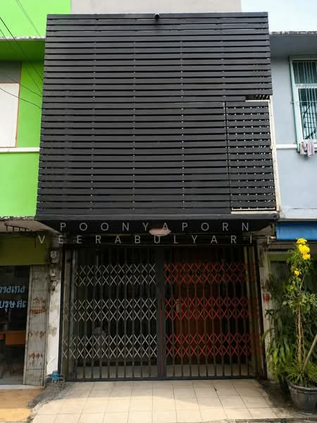 Commercial Building : Soi Charan Sanitwong 85, Bangkok, จรัญสนิทวงศ์, Bang O, Bang Phlat, Bangkok, , 96 sqm, Shophouse For Rent, by Poonyaporn Veerabulyarit, 500471368 - DDproperty.com