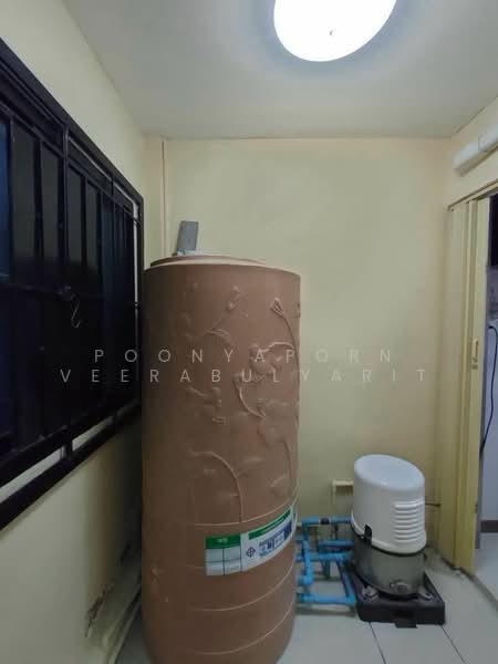 Commercial Building : Soi Charan Sanitwong 85, Bangkok, จรัญสนิทวงศ์, Bang O, Bang Phlat, Bangkok, , 96 sqm, Shophouse For Rent, by Poonyaporn Veerabulyarit, 500471368 - DDproperty.com
