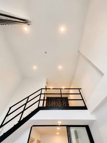 The Collect Ratchada 32, Bangkok, Soi Ratchadaphisek 36, Chan Kasem, Chatuchak, Bangkok, 1 Bedroom, 49 sqm, Condo For Sale, by Chanon Phangchienghien, 500471401 - DDproperty.com