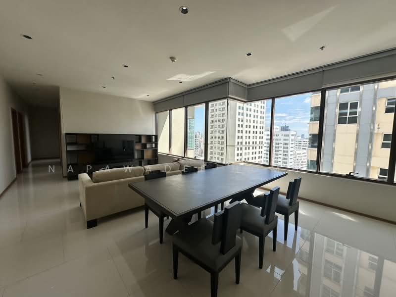 The Emporio Place, Bangkok, 93 Soi Sukhumvit 24, Sukhumvit Road, Khong Tan, Khlong Toei, Bangkok, 3 Bedrooms, 145 sqm, Condo For Rent, by Napawadee Homhuk, 500471413 - DDproperty.com