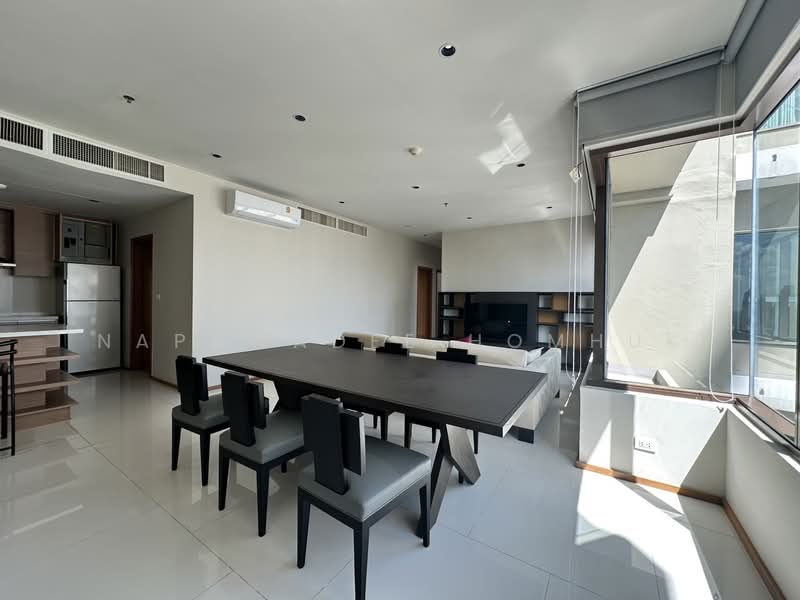 The Emporio Place, Bangkok, 93 Soi Sukhumvit 24, Sukhumvit Road, Khong Tan, Khlong Toei, Bangkok, 3 Bedrooms, 145 sqm, Condo For Rent, by Napawadee Homhuk, 500471413 - DDproperty.com