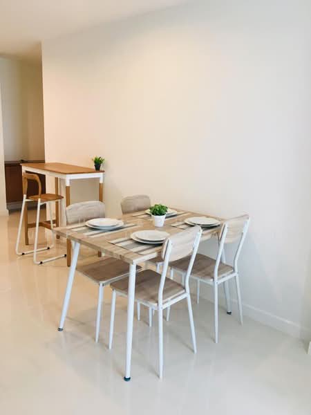 Voque Sukhumvit 16, Bangkok, Soi Sukhumvit 16, Khlong Toei, Bangkok, 1 Bedroom, 57 sqm, Condo For Rent, by Juthabhorn Uppachit (Amy), 500471423 - DDproperty.com