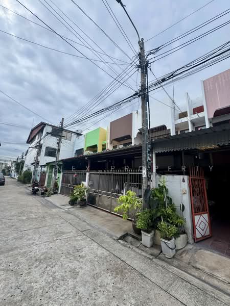 | Permsap Phetkasem 62/1, Bangkok, เพชรเกษม, Bang Kae Nua, Bang Khae, Bangkok, 2 Bedrooms, 21 sqm, Townhouse For Sale, by Connex Property, 500471426 - DDproperty.com
