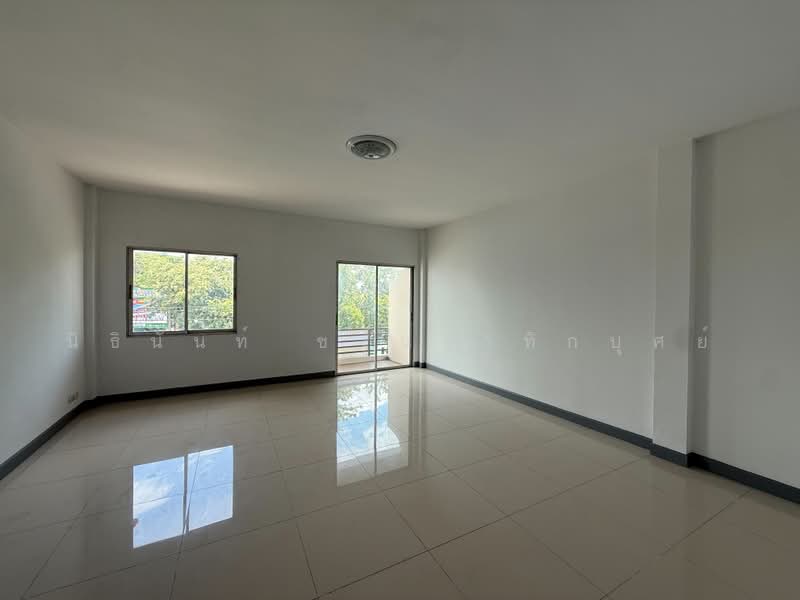 Phanason Villa Lumlukka-Klong 4 : พนาสนธิ์ วิลล่า ลำลูกกา-คลองสี่, ปทุมธานี, ชอย หมู่บ้านพนาสนธ์, ลาดสวาย, ลำลูกกา, ปทุมธานี, 300 ตร.ม., ทาวน์เฮ้าส์ ให้เช่า, โดย นิธินันท์ ชานวาทิกบุศย์, 500471427 - DDproperty.com