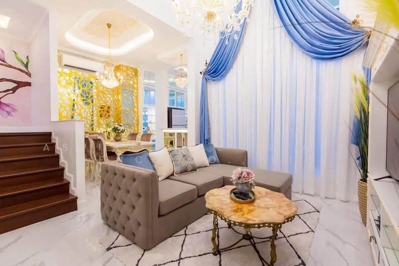 Crystal Ville, Bangkok, Pradit Manutham, Lat Phrao, Bangkok, 4 Bedrooms, 260 sqm, Semi-Detached House (Twin House) For Rent, by Aspire Real Estate Agency Co., Ltd., 500471444 - DDproperty.com