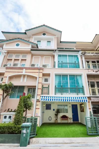Crystal Ville : คริสตัลวิลล์, กรุงเทพ, ถนนประดิษฐ์มนูธรรม (เลียบด่วน), ลาดพร้าว, ลาดพร้าว, กรุงเทพ, 260 ตร.ม., บ้านแฝด ให้เช่า, โดย Aspire Real Estate Agency Co., Ltd., 500471444 - DDproperty.com