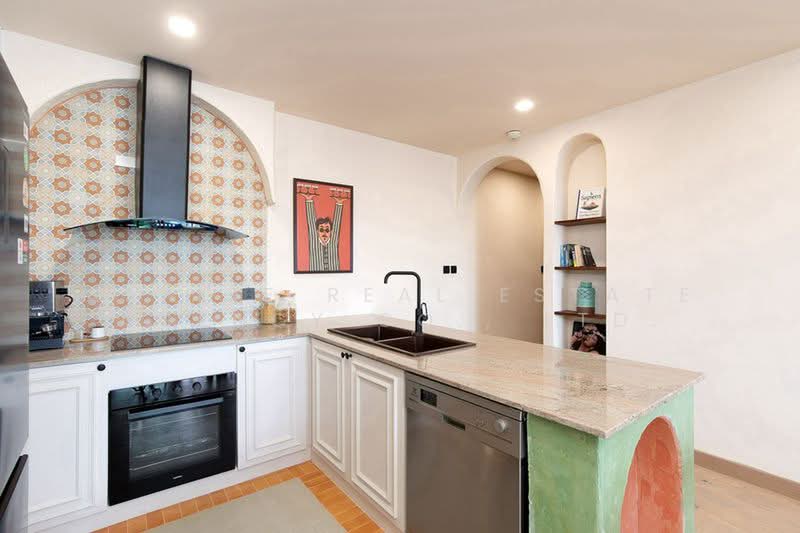 Sukhumvit City Resort, Bangkok, 51 Soi Sukhumvit 11, Khlongtoei Nua, Watthana, Bangkok, 2 Bedrooms, 87 sqm, Condo For Sale, by Aspire Real Estate Agency Co., Ltd., 500471448 - DDproperty.com
