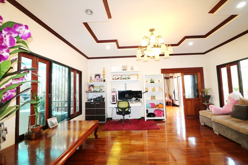 บ้านหรู 4 ห้องนอน 5 ห้องน้ำ สไตล์โมเดิร์น ขายที่หนองคาย, หนองคาย, หนองกอมเกาะ, เมืองหนองคาย, หนองคาย, 664 ตร.ม., บ้านเดี่ยว ขาย, โดย วีรภัทรา ดาร์เปอร์, 500471509 - DDproperty.com