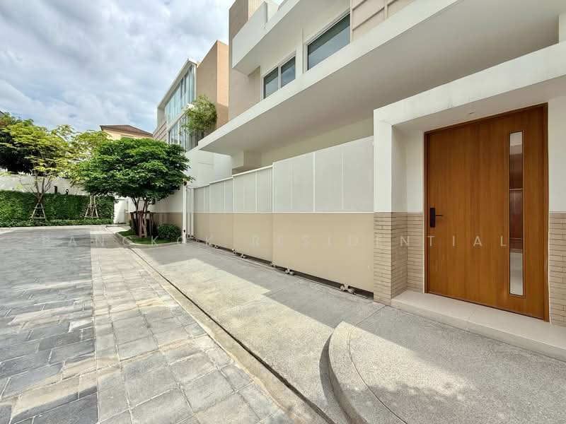 Noble Terra Rama 9-Ekamai, Bangkok, 299 Chamnian Soem Alley, Wang Thonglang, Wang Thonglang, Bangkok, 4 Bedrooms, 382 sqm, Single Detached House For Rent, by Bangkok Residential, 500471541 - DDproperty.com
