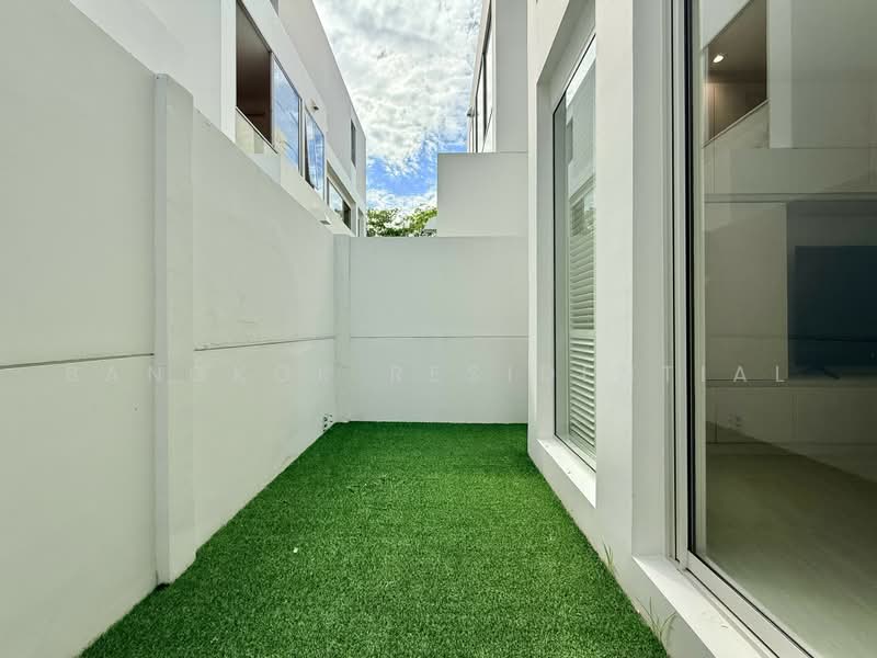 Noble Terra Rama 9-Ekamai, Bangkok, 299 Chamnian Soem Alley, Wang Thonglang, Wang Thonglang, Bangkok, 4 Bedrooms, 382 sqm, Single Detached House For Rent, by Bangkok Residential, 500471541 - DDproperty.com