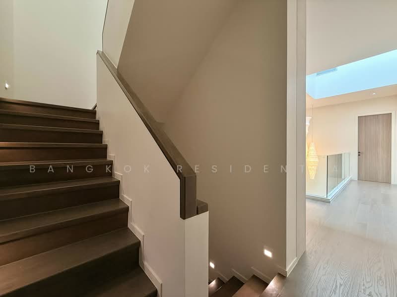 Noble Terra Rama 9-Ekamai, Bangkok, 299 Chamnian Soem Alley, Wang Thonglang, Wang Thonglang, Bangkok, 4 Bedrooms, 382 sqm, Single Detached House For Rent, by Bangkok Residential, 500471541 - DDproperty.com