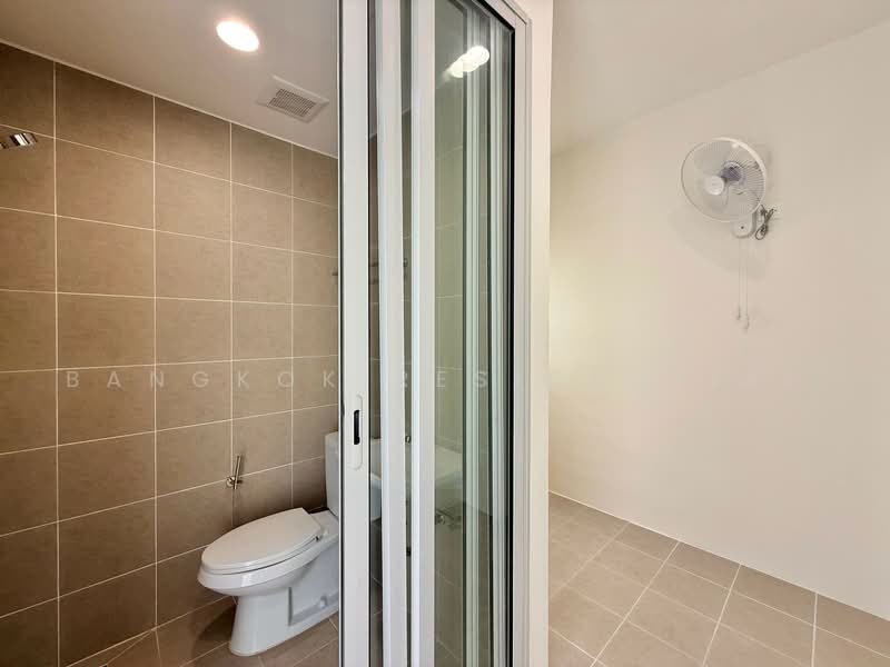Noble Terra Rama 9-Ekamai, Bangkok, 299 Chamnian Soem Alley, Wang Thonglang, Wang Thonglang, Bangkok, 4 Bedrooms, 382 sqm, Single Detached House For Rent, by Bangkok Residential, 500471541 - DDproperty.com