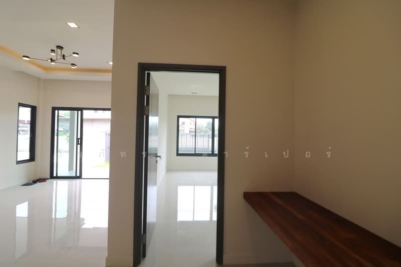 ขายบ้านสวย 3 ห้องนอน 2 ห้องน้ำ ใจกลางเมืองหนองบัวลำภู, หนองบัวลำภู, หนองบัว, เมืองหนองบัวลำภู, หนองบัวลำภู, 148 ตร.ม., บ้านเดี่ยว ขาย, โดย วีรภัทรา ดาร์เปอร์, 500471544 - DDproperty.com