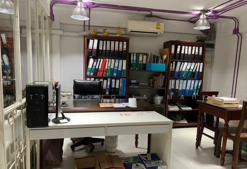 5-BR House, Bangkok, Praborommaharatchawang, Phra Nakhon, Bangkok, 5 Bedrooms, 624 sqm, Single Detached House For Sale, by Natthapong Laomahong, 500471555 - DDproperty.com
