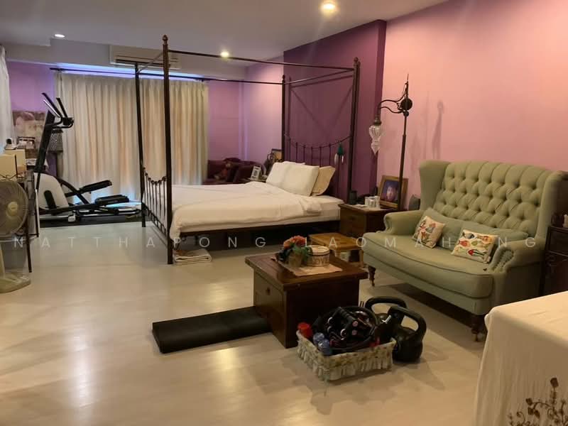 5-BR House, Bangkok, Praborommaharatchawang, Phra Nakhon, Bangkok, 5 Bedrooms, 624 sqm, Single Detached House For Sale, by Natthapong Laomahong, 500471555 - DDproperty.com