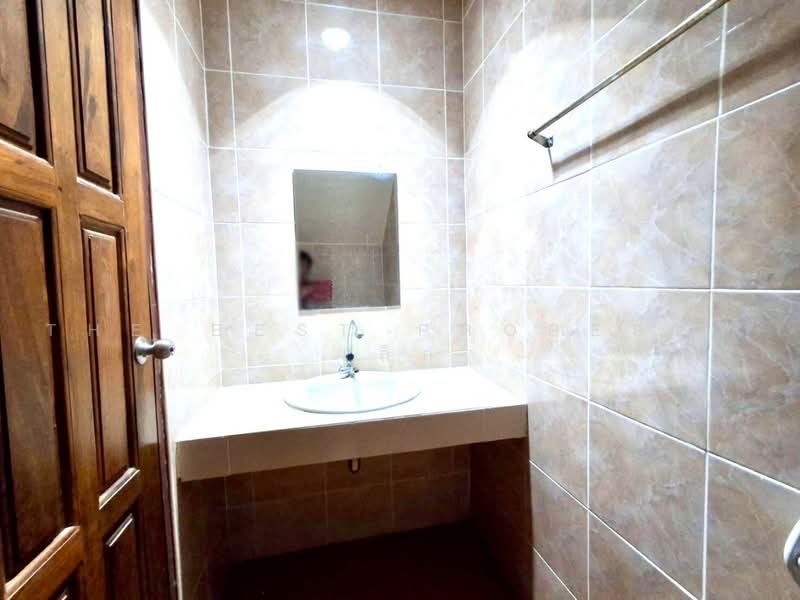 อาคารพาณิชย์ในเมือง อุตรดิตถ์, Uttaradit, Nai Muang, Phichai, Uttaradit, 2 Bedrooms, 100 sqm, Townhouse For Sale, by The Best Property เล็ก, 500471563 - DDproperty.com