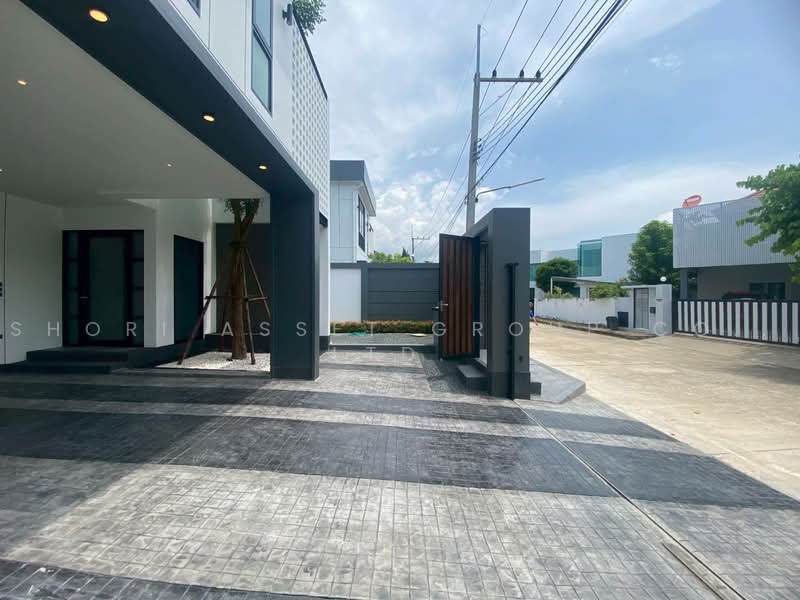 Pool Villa World Club Land, Chiang Mai, Nong Kwai, Hang Dong, Chiang Mai, 4 Bedrooms, 284 sqm, Single Detached House For Sale, by Shori Asset Group Co., Ltd., 500471576 - DDproperty.com
