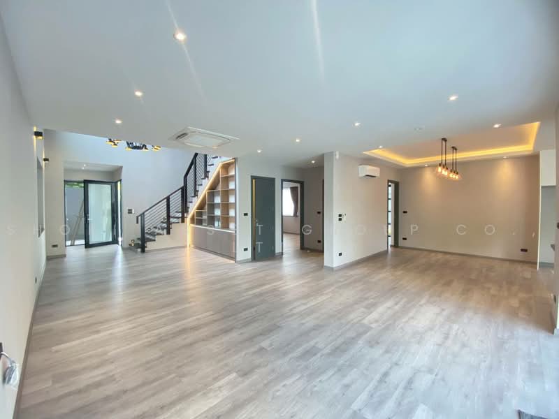 Pool Villa World Club Land, Chiang Mai, Nong Kwai, Hang Dong, Chiang Mai, 4 Bedrooms, 284 sqm, Single Detached House For Sale, by Shori Asset Group Co., Ltd., 500471576 - DDproperty.com