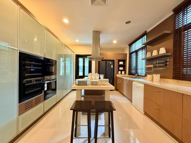 L&H Villa Sathorn, Bangkok, Naradhiwat Rajanagarindra Road, Chong Nonsi, Yan Nawa, Bangkok, 4 Bedrooms, 426 sqm, Villa For Rent, by Bangkok Residential, 500471581 - DDproperty.com