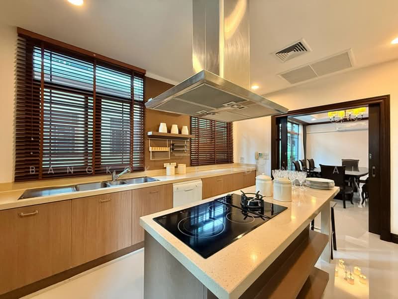 L&H Villa Sathorn, Bangkok, Naradhiwat Rajanagarindra Road, Chong Nonsi, Yan Nawa, Bangkok, 4 Bedrooms, 426 sqm, Villa For Rent, by Bangkok Residential, 500471581 - DDproperty.com